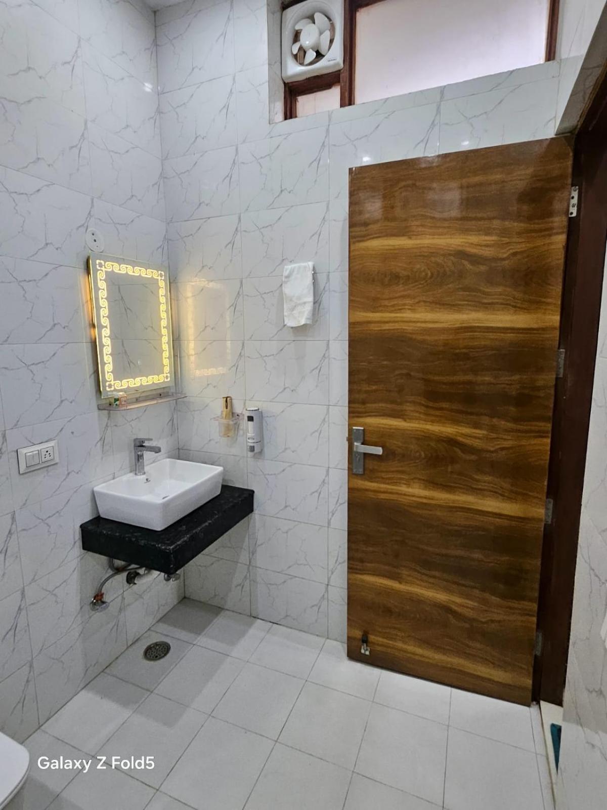 Ashirwaad 249 Bed and Breakfast Greater Noida Εξωτερικό φωτογραφία