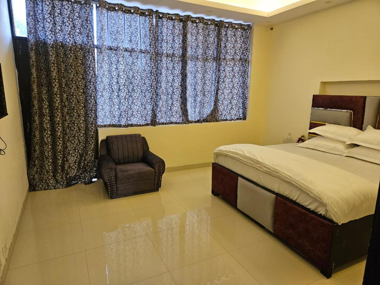 Ashirwaad 249 Bed and Breakfast Greater Noida Εξωτερικό φωτογραφία